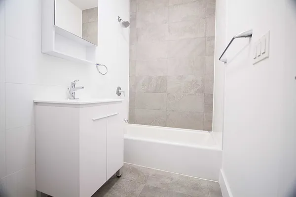 Rented by REAL New York | media 5