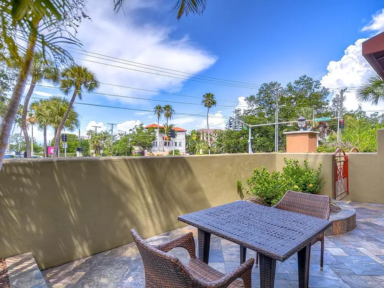 4907 Bayshore Blvd — Photo 11