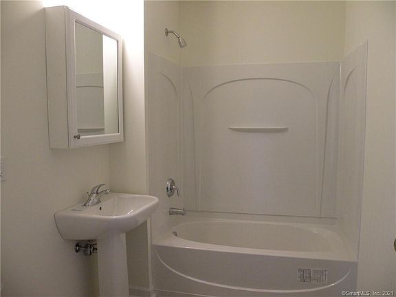 3rd image of 2660 North Ave #228