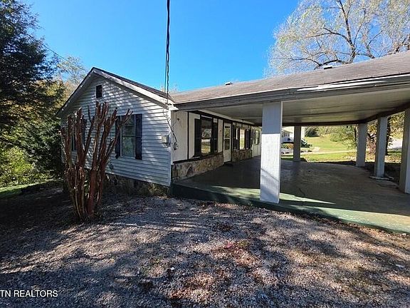 2nd image of 228 Fairmont Ave