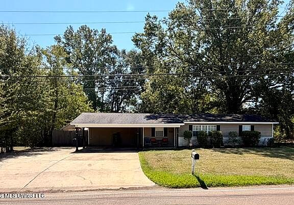 2nd image of 3255 Old Brandon Rd