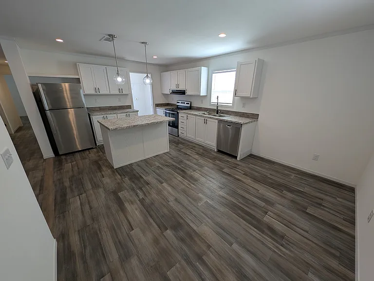 603 63rd Ave W #B8 — Photo 8