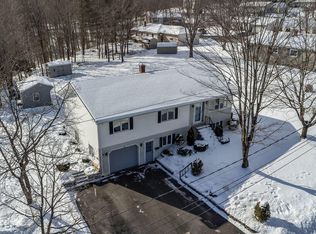 15 Morningside St, Lewiston, ME 04240