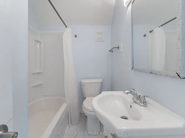 1045 Cannon St E #1 — Photo 16
