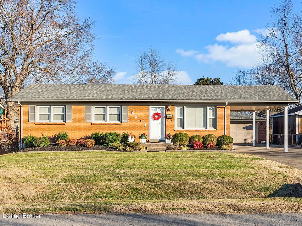 1st image of 8211 Latania Dr
