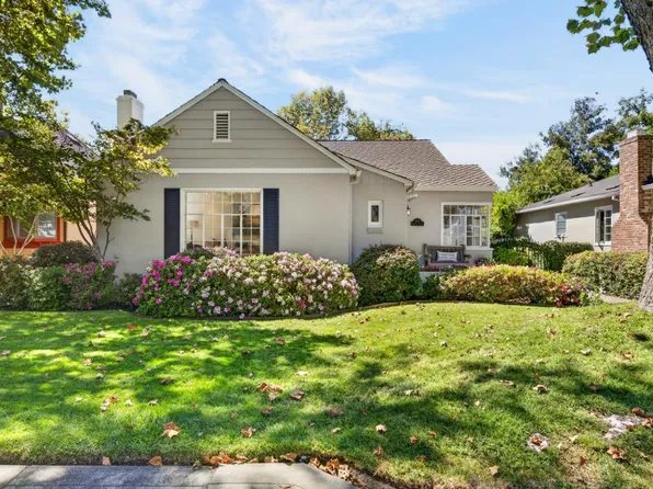 2774 Harkness St, Sacramento, CA 95818