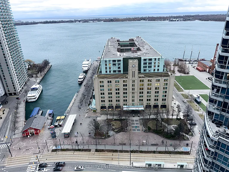 8 York St #2710 — Photo 9