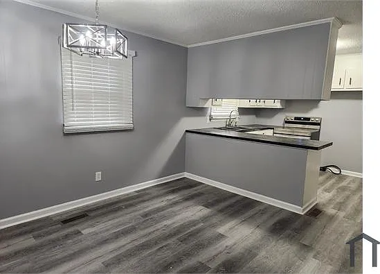 4624 Kings Gate Dr — Photo 3