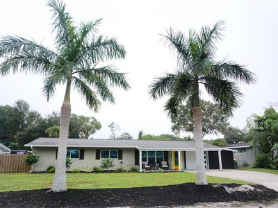 2735 Grove Pl, Sarasota, FL, 34239