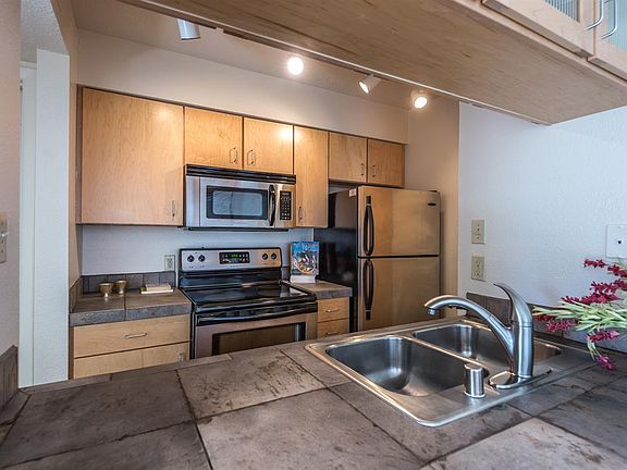 2nd image of 941 Calle Mejia APT 705