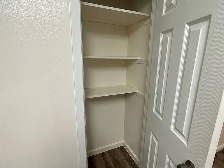 5919 Ludington Dr — Photo 9