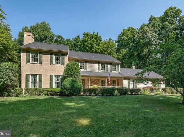 881 Fairview Rd, Glenmoore, PA 19343