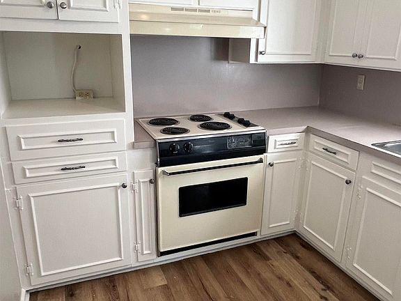 3rd image of 315 Fagan Ln