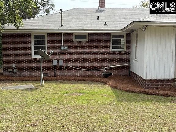 3rd image of 1737 Elmtree Rd