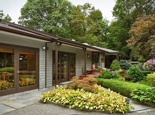 29 Snake Hill Rd, Garrison, NY 10524