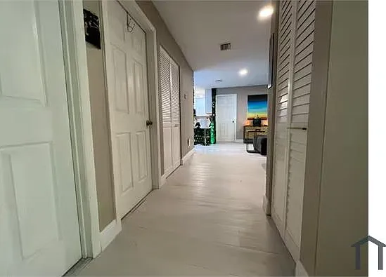 610 NW 3rd Way — Photo 5
