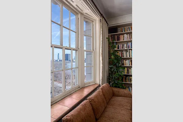 Sold by Stribling | media 1