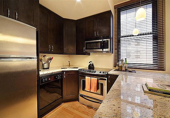 3rd image of 56 Pine St APT 14D