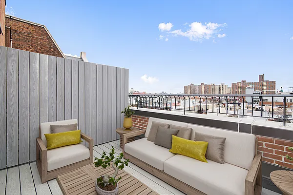 Rented by REAL New York | media 2