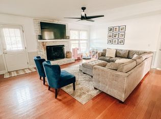 317 R L Honeycutt Dr, Wilmington, NC 28412