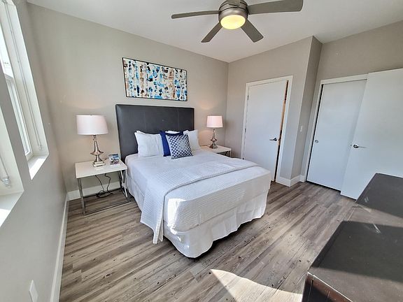 2nd image of 561 W Date St #506