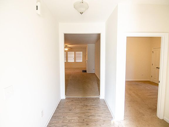 2nd image of 644 Rose Mallow Dr