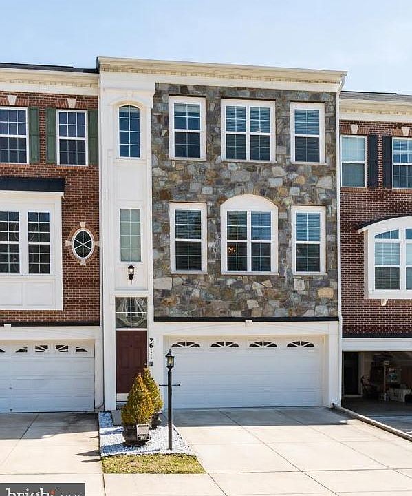 Welcome to 2611 Glenriver Way