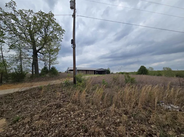 Moonlight Rd, Mammoth Spring, AR 72554