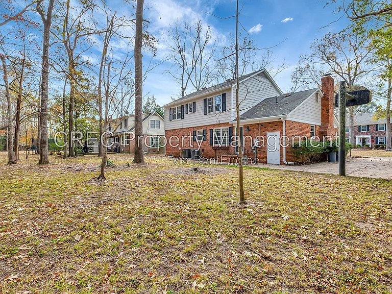 321 Shaftesbury Ln — Photo 7