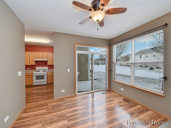 4th image of 1523 Grand Dr Unit 2
