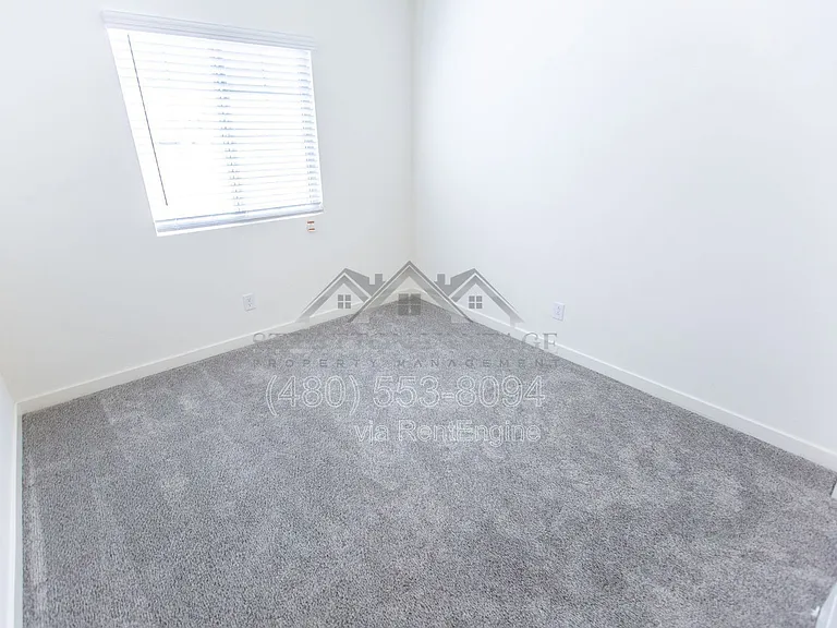 2547 N Kenna Pl — Photo 6