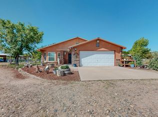 38 Bennett Rd, Los Lunas, NM 87031