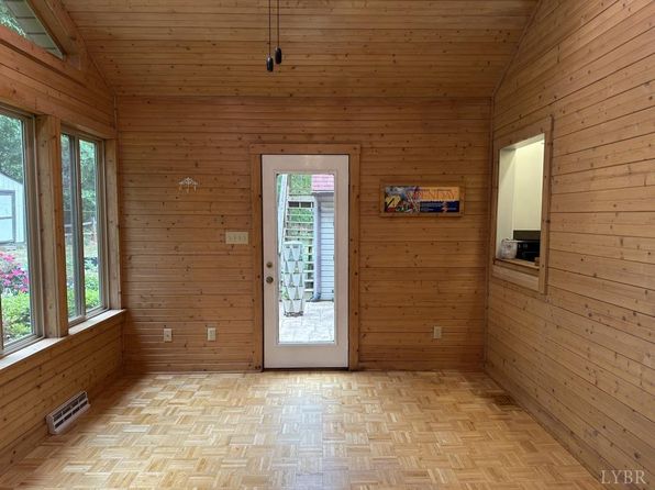 69 Gough Rd, Rustburg, VA 24588