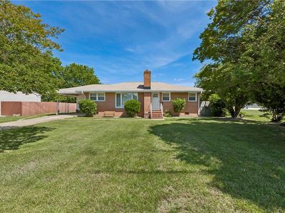 4 Snidow Blvd, Newport News, VA, 23608