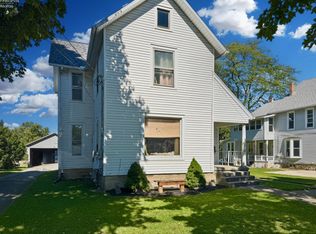 206 Kilbourne St, Bellevue, OH 44811