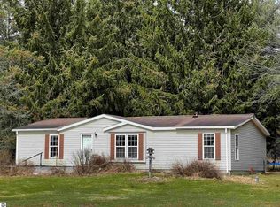 2712 Ingersoll Rd SW, Fife Lake, MI 49633