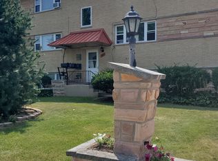 361 W Terra Cotta Ave APT 3, Crystal Lake, IL 60014