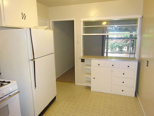 5th image of 3719 Aragon Dr