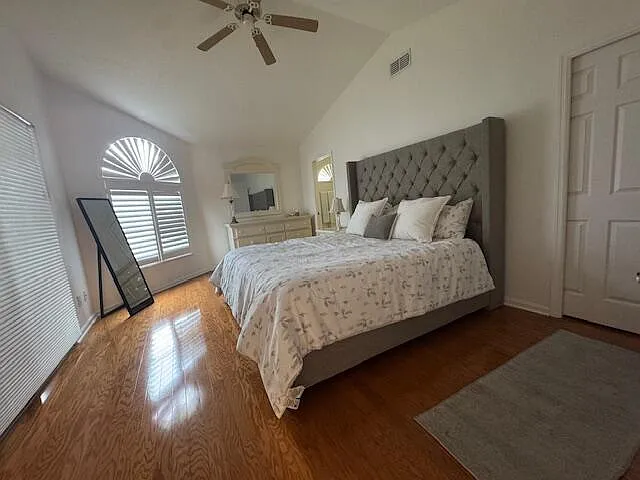 2604 Fairway Dr N — Photo 13