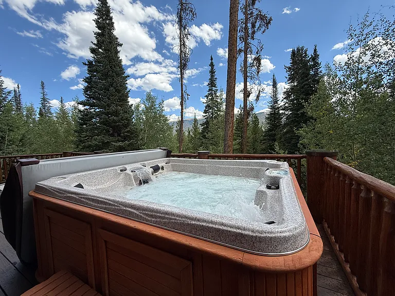 520 Two Cabins Dr — Photo 18