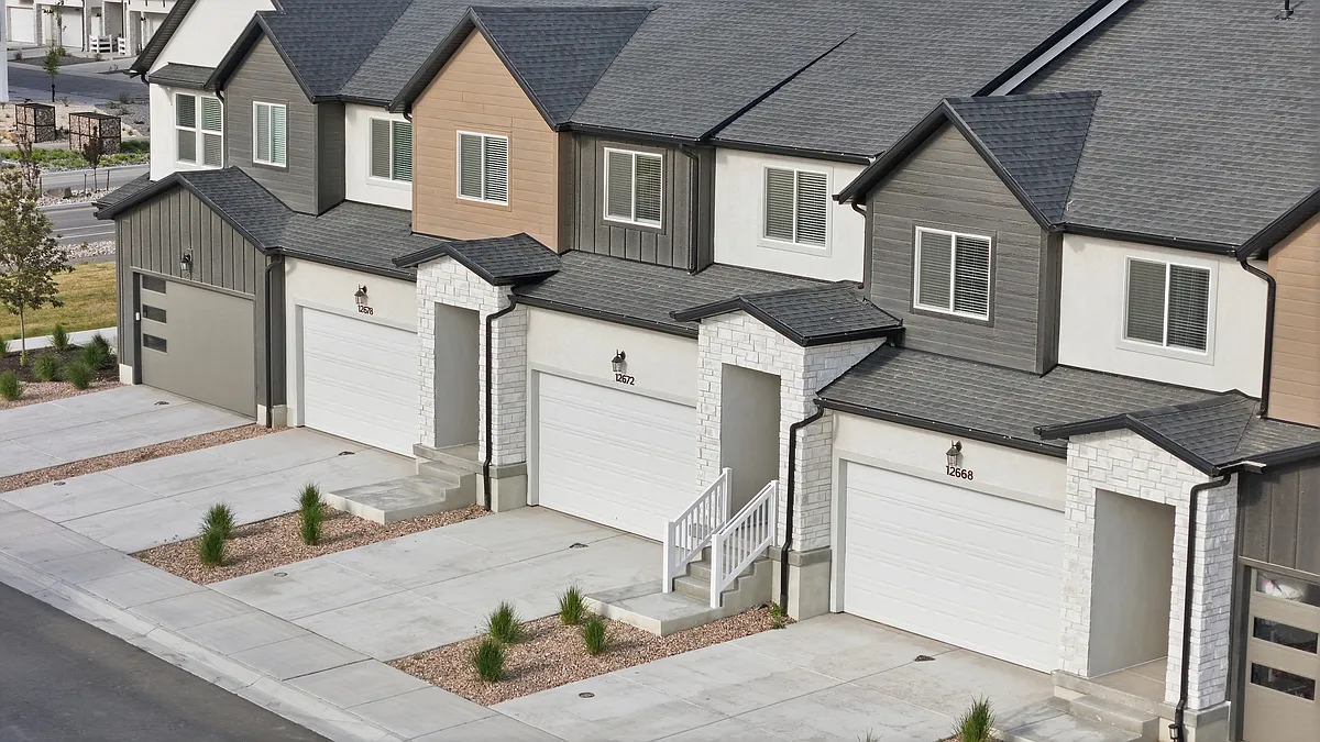 Building Photo - 12672 S Mist Falls Cv