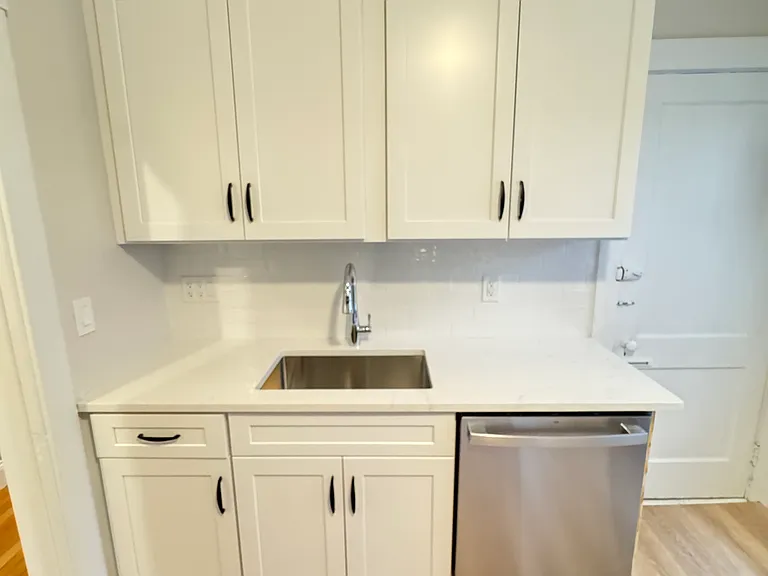 1462 Commonwealth Ave #2G — Photo 4