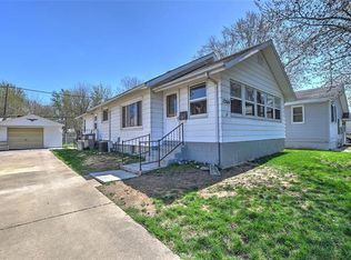 1260 N Summit Ave, Decatur, IL 62522