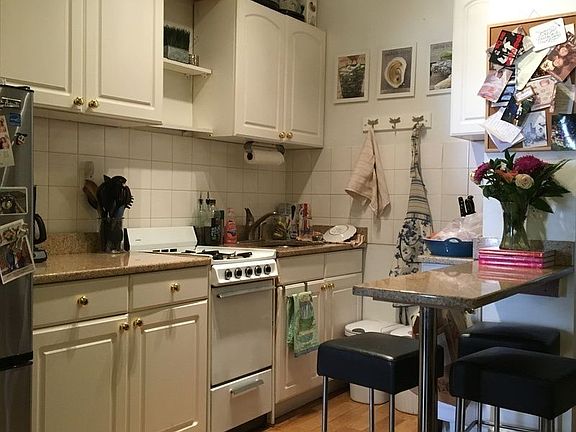 4th image of 354 E 66th St #6A**