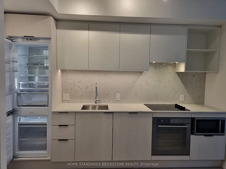 82 Dalhousie St #1705 — Photo 6