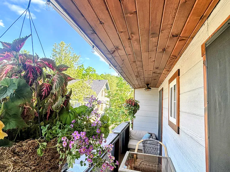 417 Locust St #2 — Photo 3