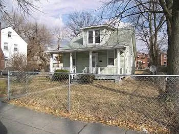3214 11th Pl SE photo 1