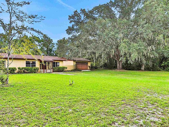4th image of 2100 Deerwood Acres Dr