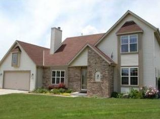 N165W21220 Tartan Ct, Jackson, WI 53037