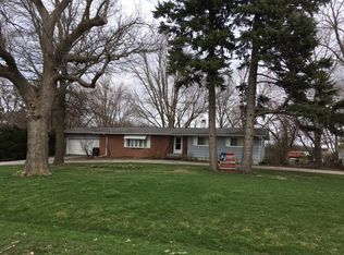 6900 S Ward Rd, Dwight, IL 60420